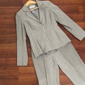 Calvin Klein Classic Light Gray Women's Work Suit